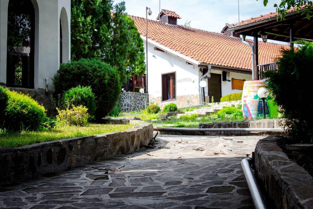 Todoroff Wine Residence Brestovica  Bagian luar foto
